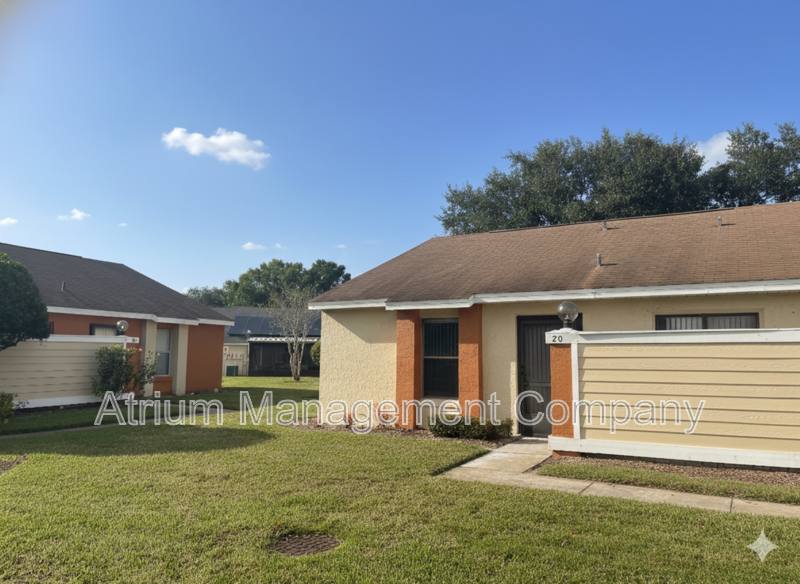 Townhouse for rent at 20 Silver Oak Circle, Kissimmee, FL 34743