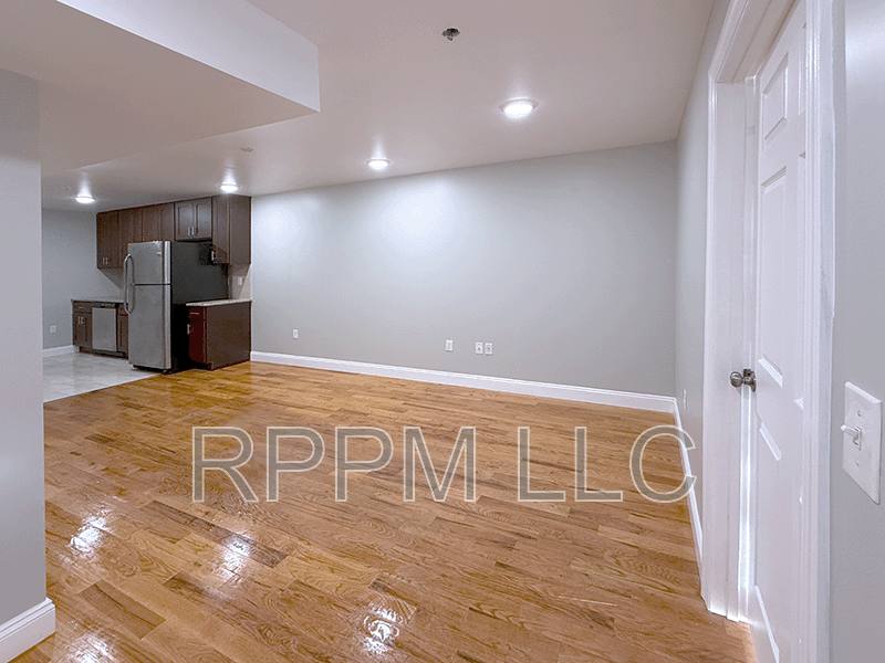 Apartment for rent at 381 Communipaw Ave #2B, Jersey City, NJ 07304