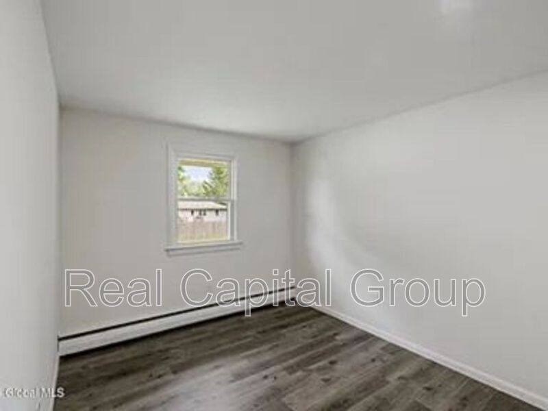 Apartment for rent at 309 Harlem St #2, Schenectady, NY 12306