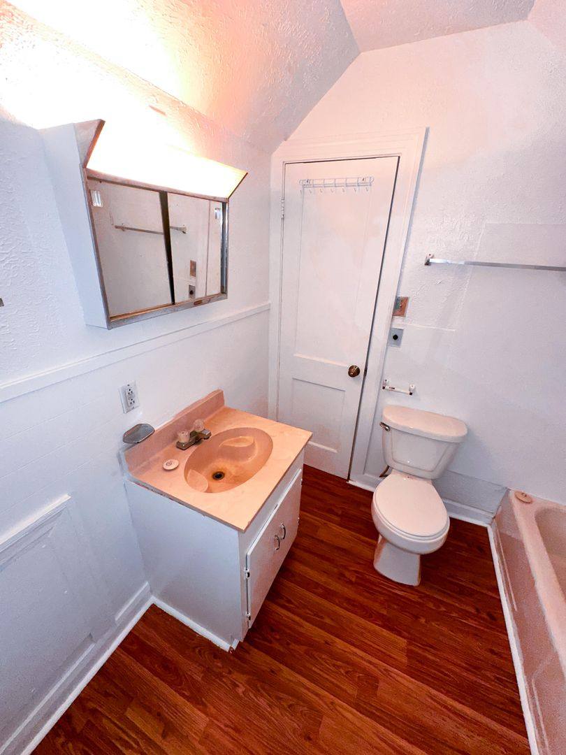 Apartment for rent at 1142 Lyle St, Beaumont, TX 77701