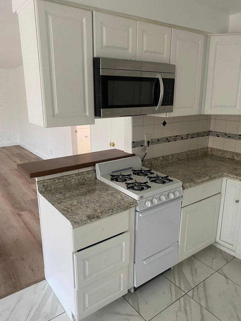 Apartment for rent at 12554 Brookshire Ave, Downey, CA 90242