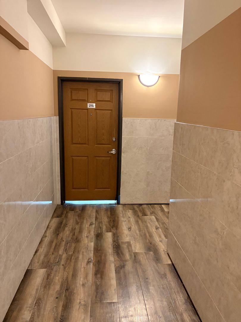 Apartment for rent at 2900 Pleasant Ave S, Minneapolis, MN 55408