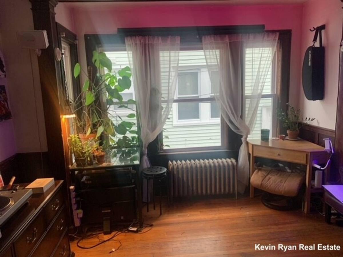 Apartment for rent at 3 Blvd Terrace #15, Allston, MA 02134