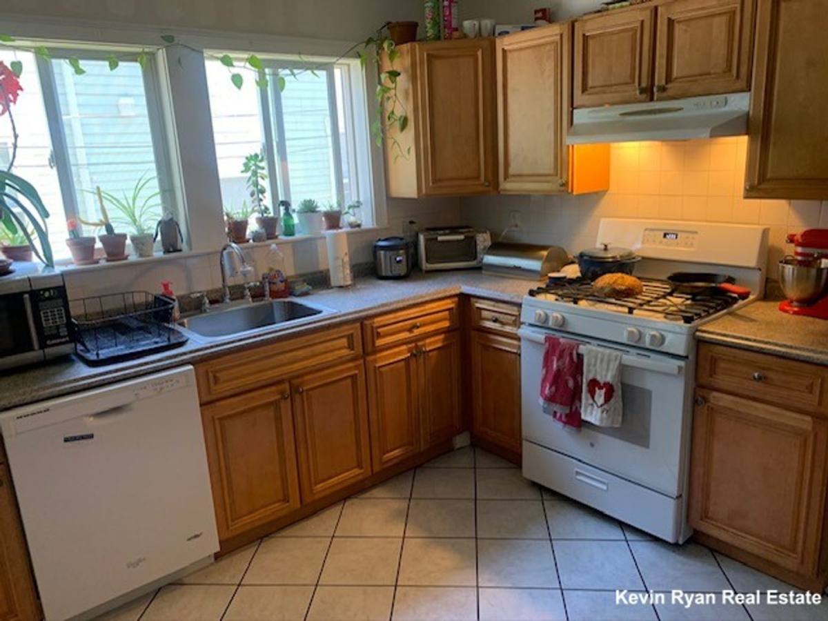 Apartment for rent at 3 Blvd Terrace #15, Allston, MA 02134