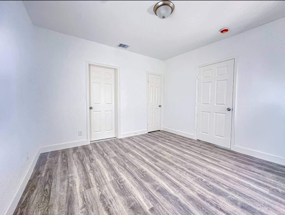 Apartment for rent at 2555 Pierce St, Beaumont, TX 77703