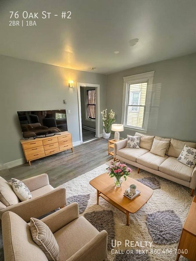 Apartment for rent at 76 Oak St #2, Waterbury, CT 06704