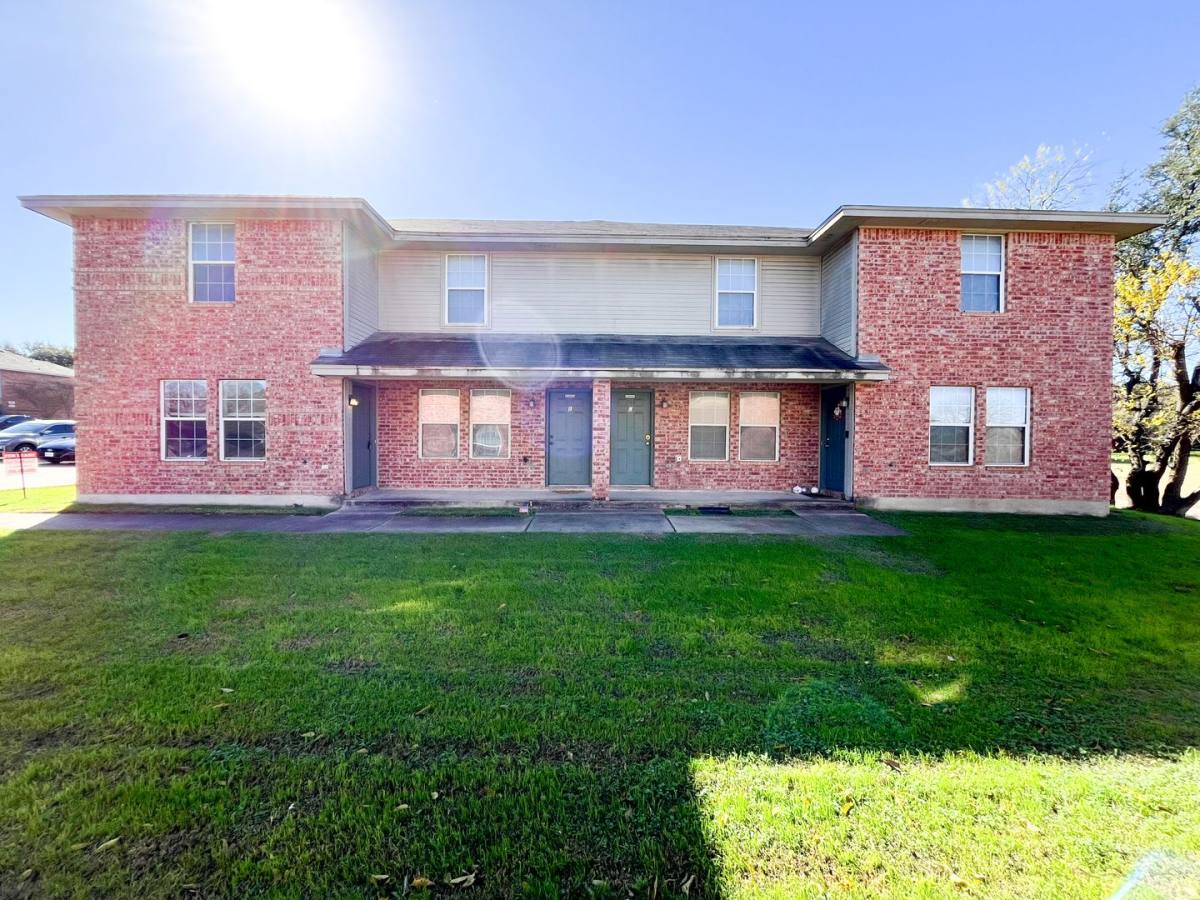 Apartment for rent at 308 Creek St, Copperas Cove, TX 76522
