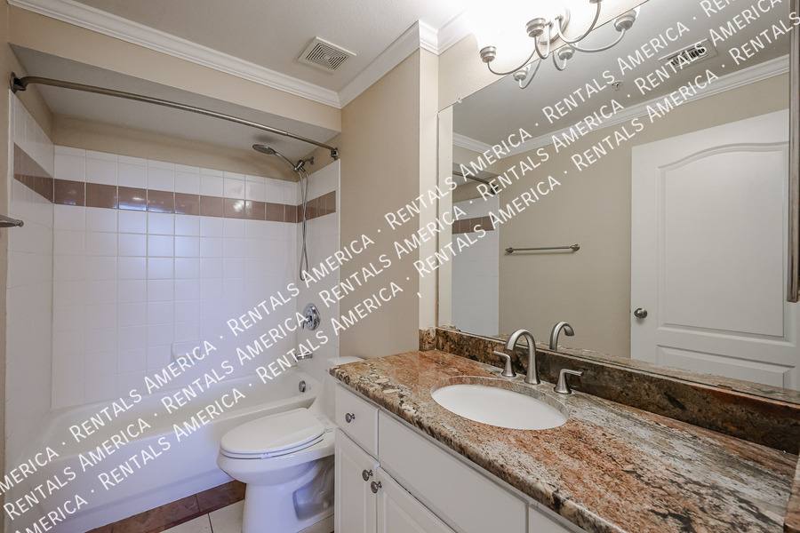 Condo for rent at 1701 E Colter St #456, Phoenix, AZ 85016
