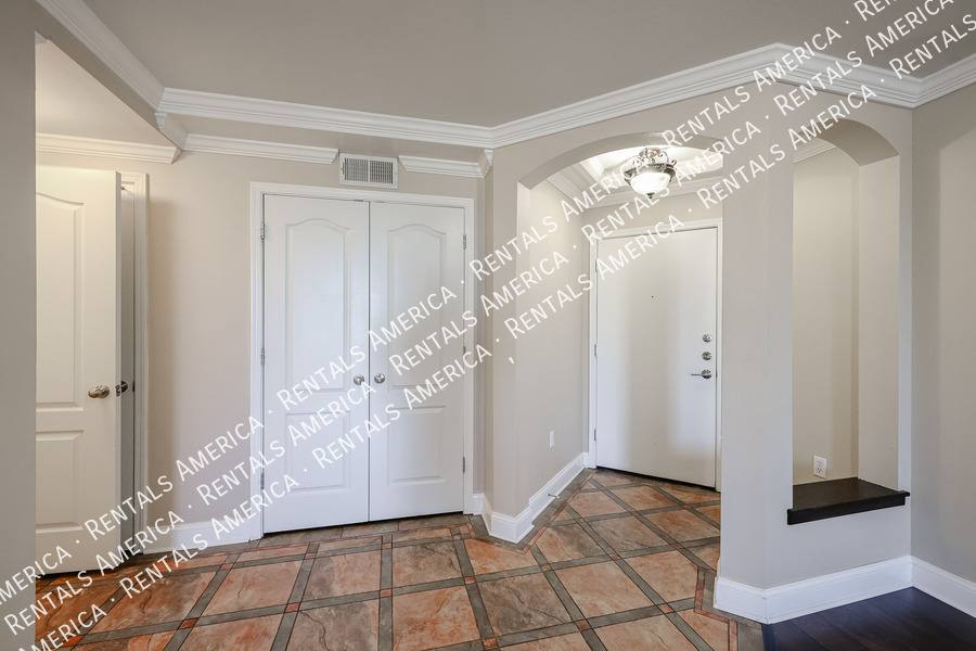 Condo for rent at 1701 E Colter St #456, Phoenix, AZ 85016