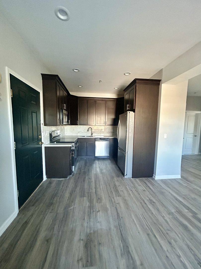 Apartment for rent at 30 S Doughty Ave, Somerville, NJ 08876