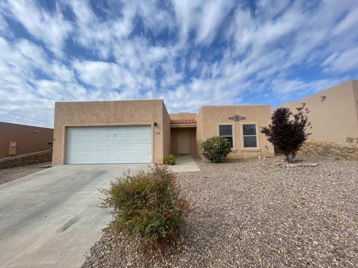 House for rent at 3704 Chromite Court, Las Cruces, NM 88012
