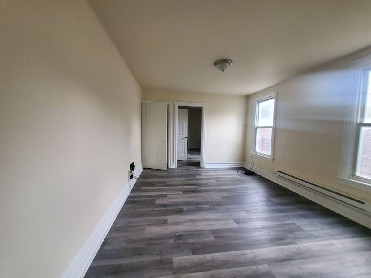 Apartment for rent at 347 N 7th St, Allentown, PA 18102
