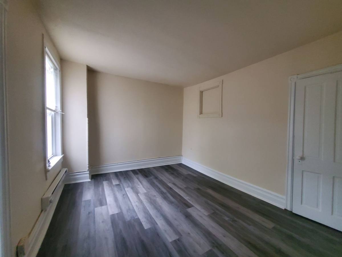 Apartment for rent at 347 N 7th St, Allentown, PA 18102