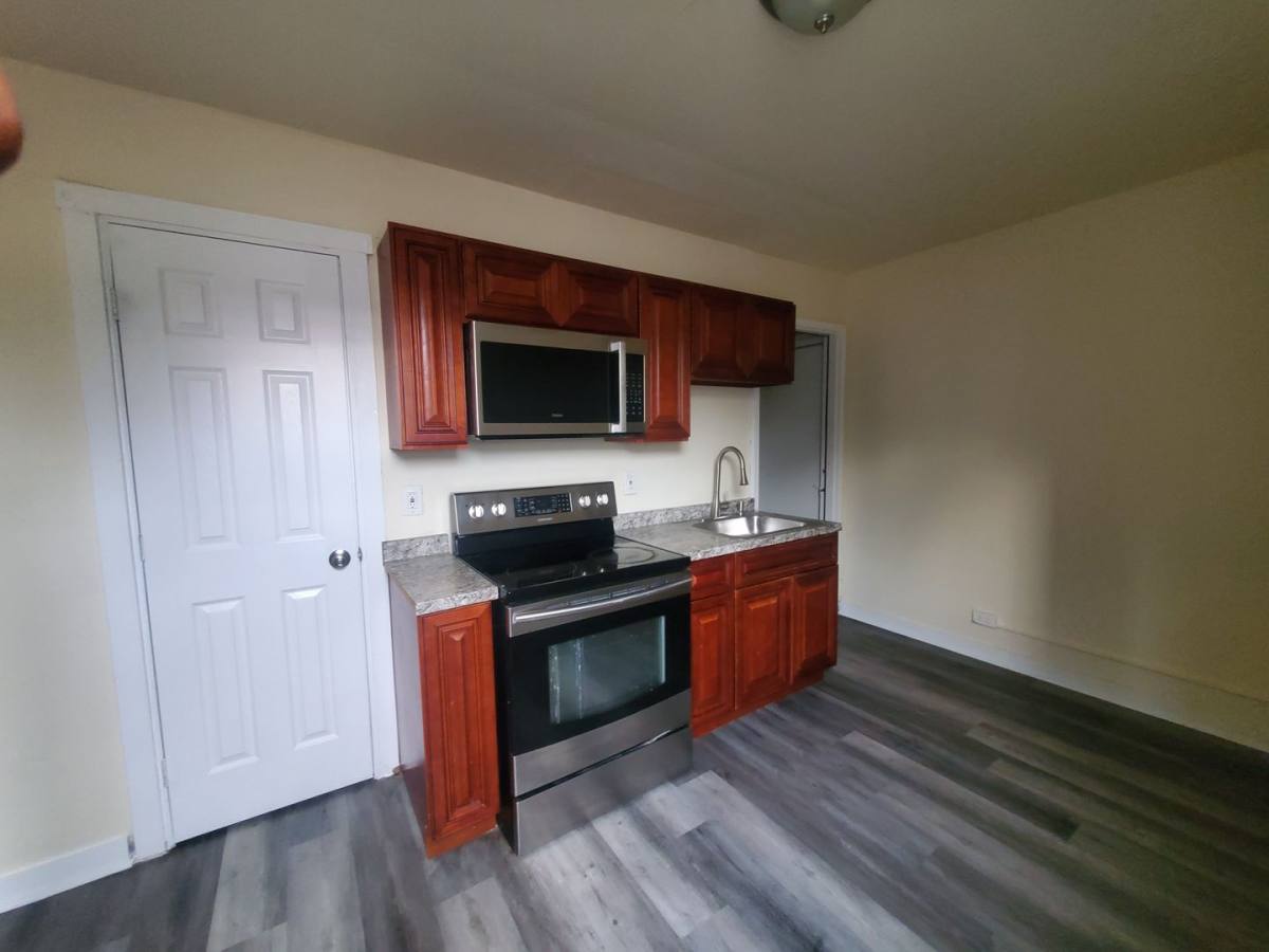 Apartment for rent at 347 N 7th St, Allentown, PA 18102