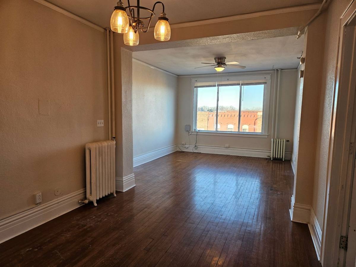 Apartment for rent at 133 W William St, Albert Lea, MN 56007