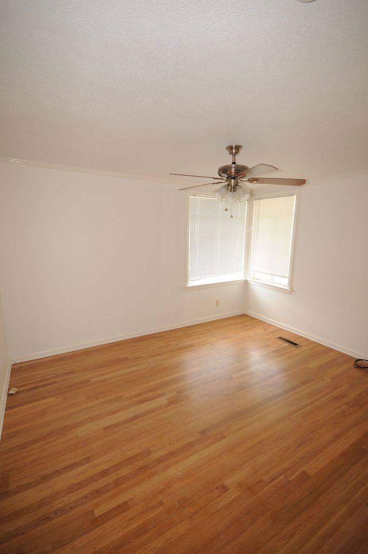 House for rent at 16 Windsor Dr, Tuscaloosa, AL 35404