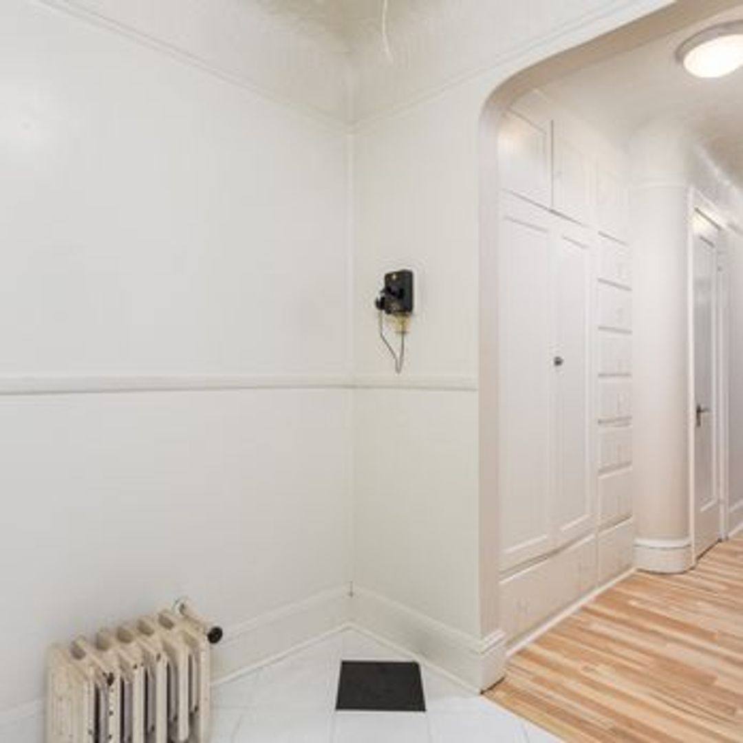Apartment for rent at 1929 NW Irving St, Portland, OR 97209