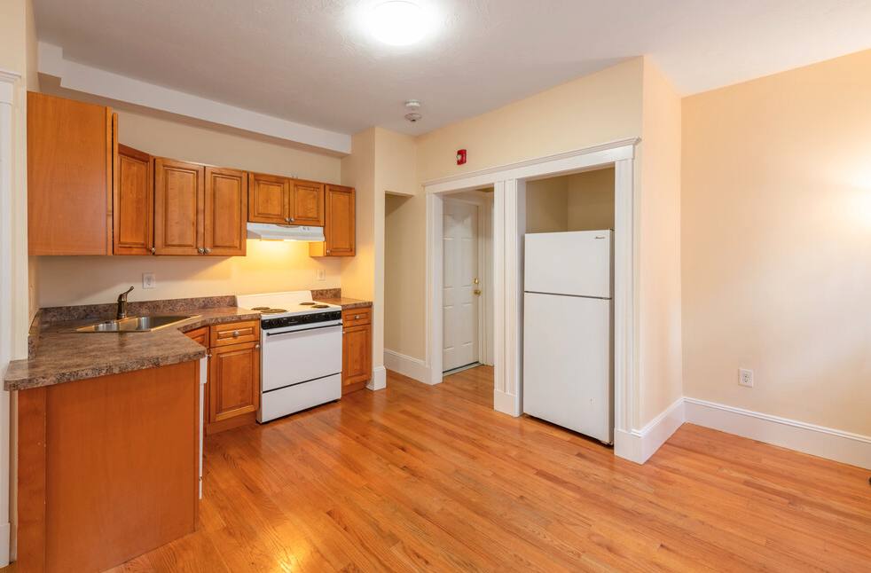 Apartment for rent at 887 Huntington Ave #3, Boston, MA 02115