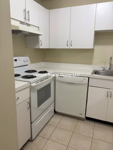 Apartment for rent at 54-56 Saint Joseph St #312, Fall River, MA 02723