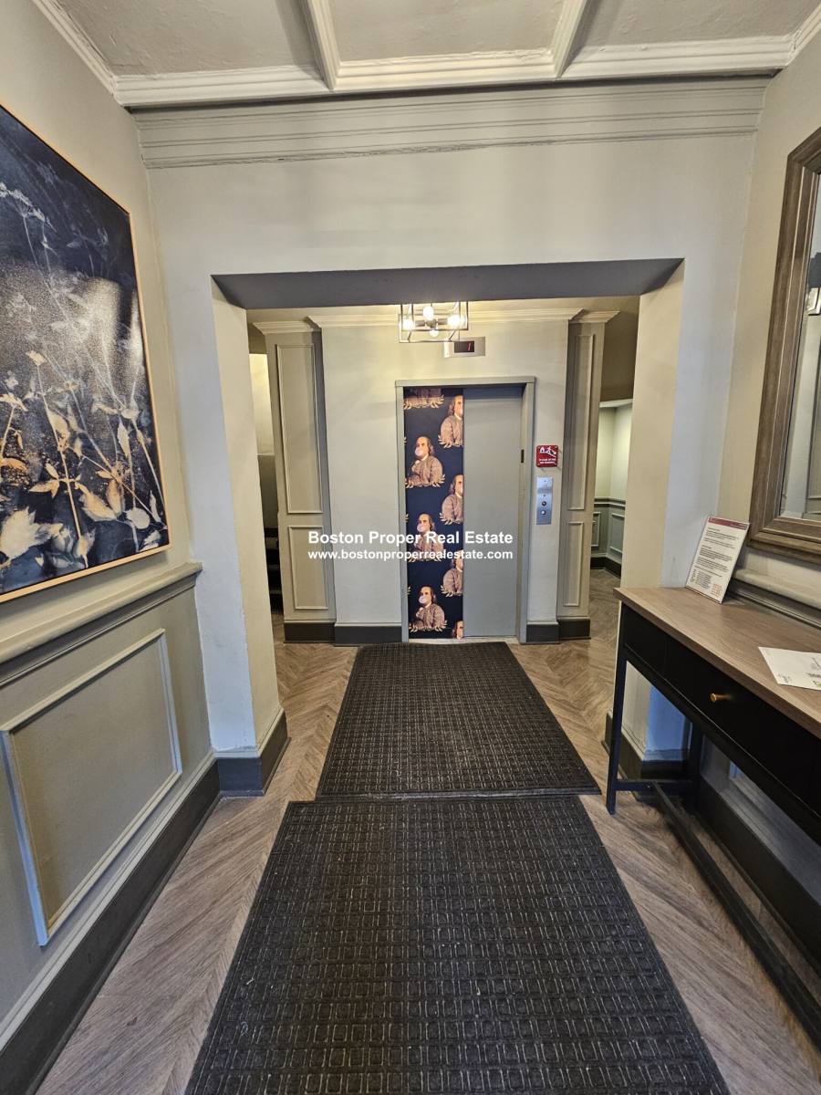 Apartment for rent at 16 Westland Ave #402, Boston, MA 02115