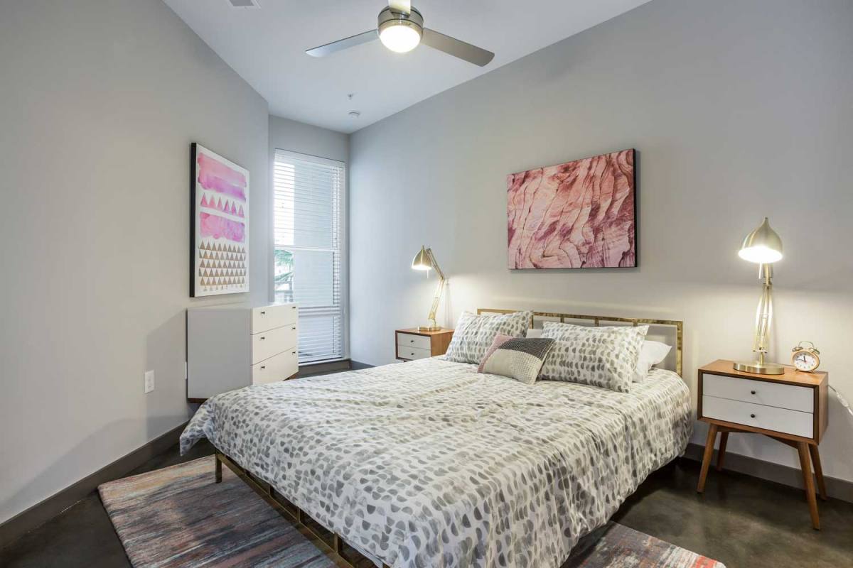 Apartment for rent at 1111 Durham Dr #AZ1, Houston, TX 77007