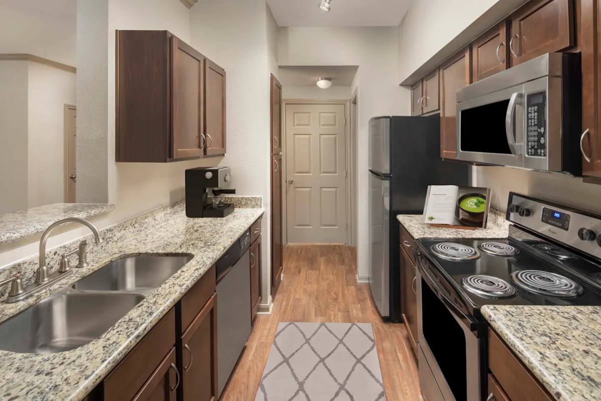 Apartment for rent at 2303 Louisiana St #CM1, Houston, TX 77006
