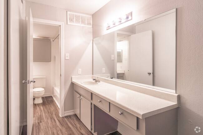Apartment for rent at 4400 Memorial Dr #BP1, Houston, TX 77007