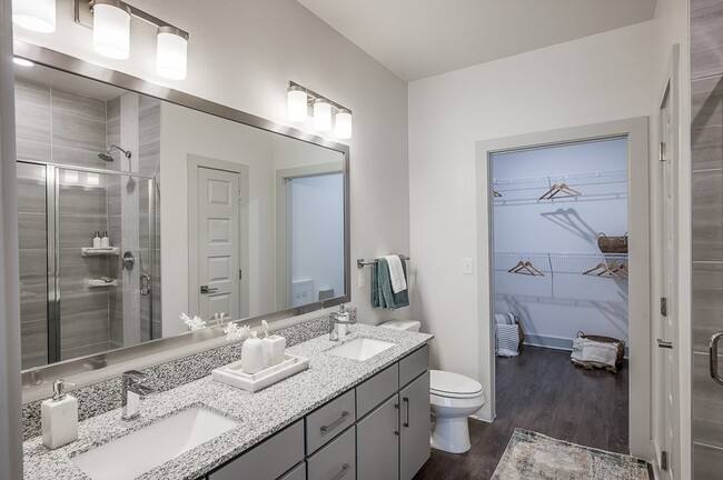 Apartment for rent at 7303 S Peek Rd #CDW1, Richmond, TX 77407