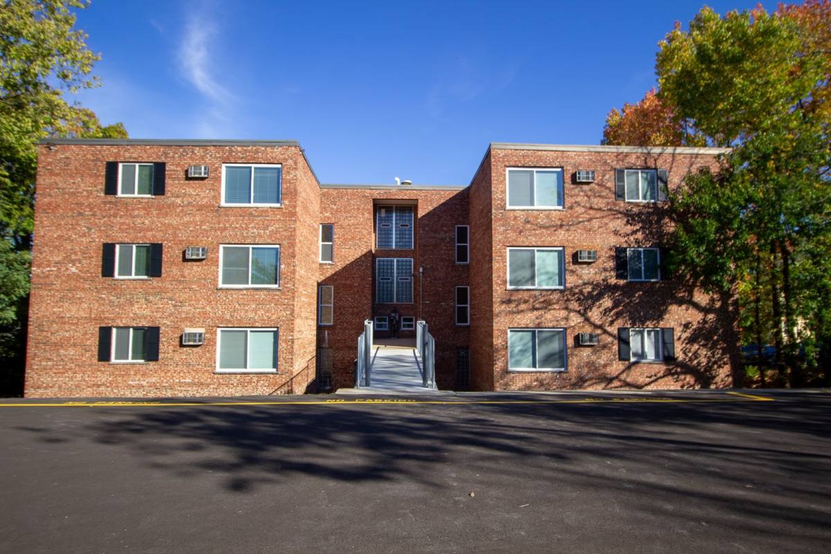 Apartment for rent at 944 Chateau Ave, Cincinnati, OH 45204
