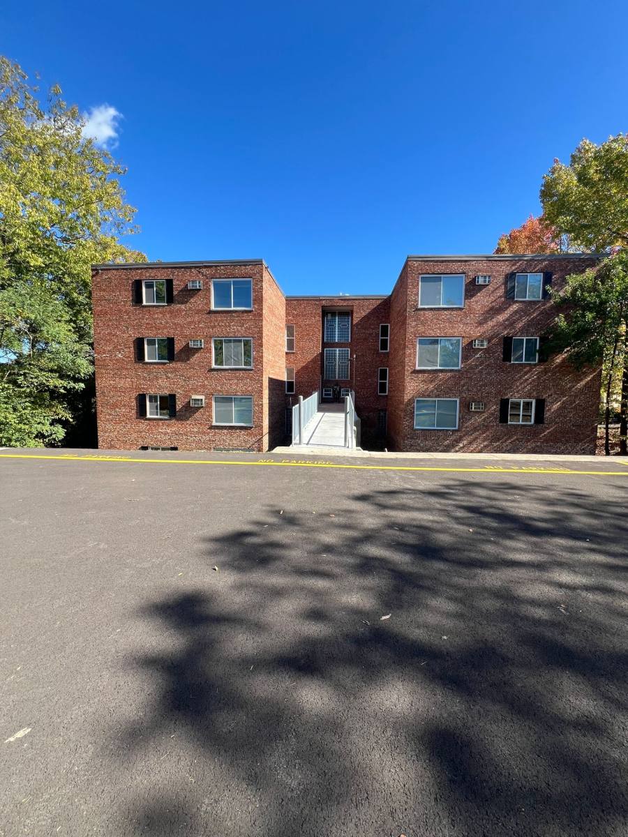 Apartment for rent at 944 Chateau Ave, Cincinnati, OH 45204