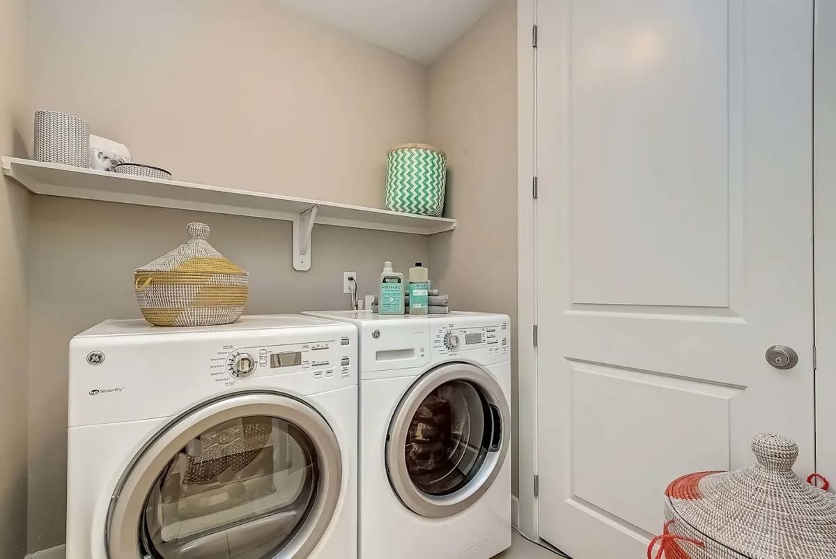Apartment for rent at 3939 W Alabama St #CHV, Houston, TX 77027