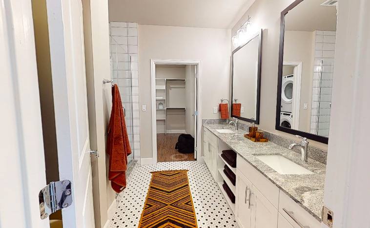 Apartment for rent at 5350 Crawford St #BEMR, Houston, TX 77004