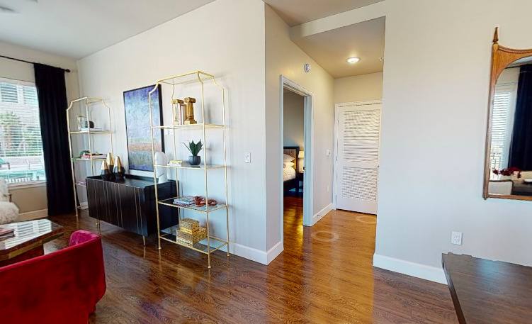 Apartment for rent at 5350 Crawford St #BEMR, Houston, TX 77004