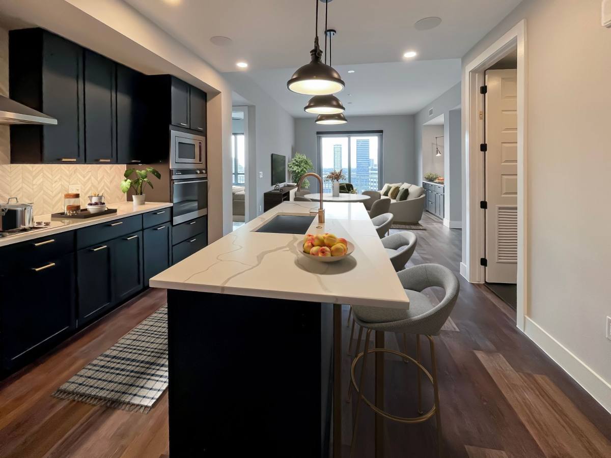 Apartment for rent at 2220 Westcreek Lane #CRI, Houston, TX 77027