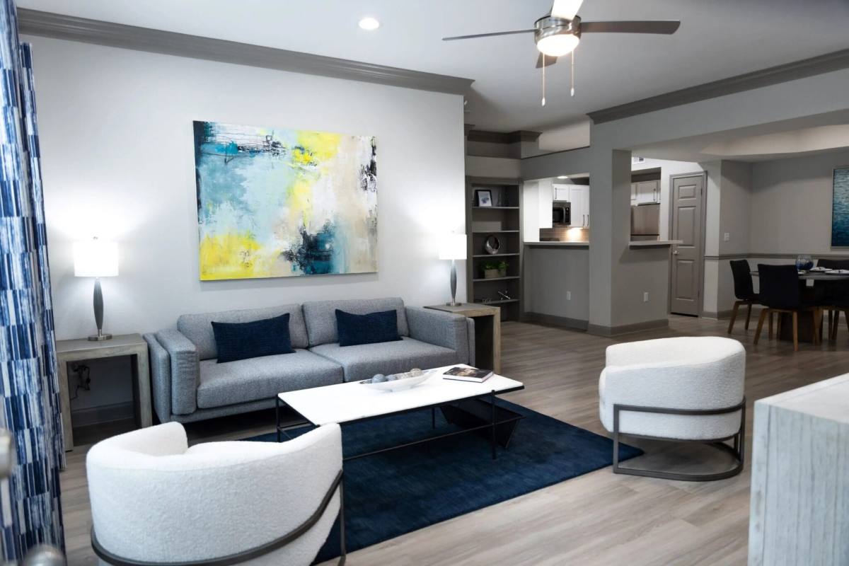 Apartment for rent at 2400 Fountain View Dr #CSTW, Houston, TX 77057