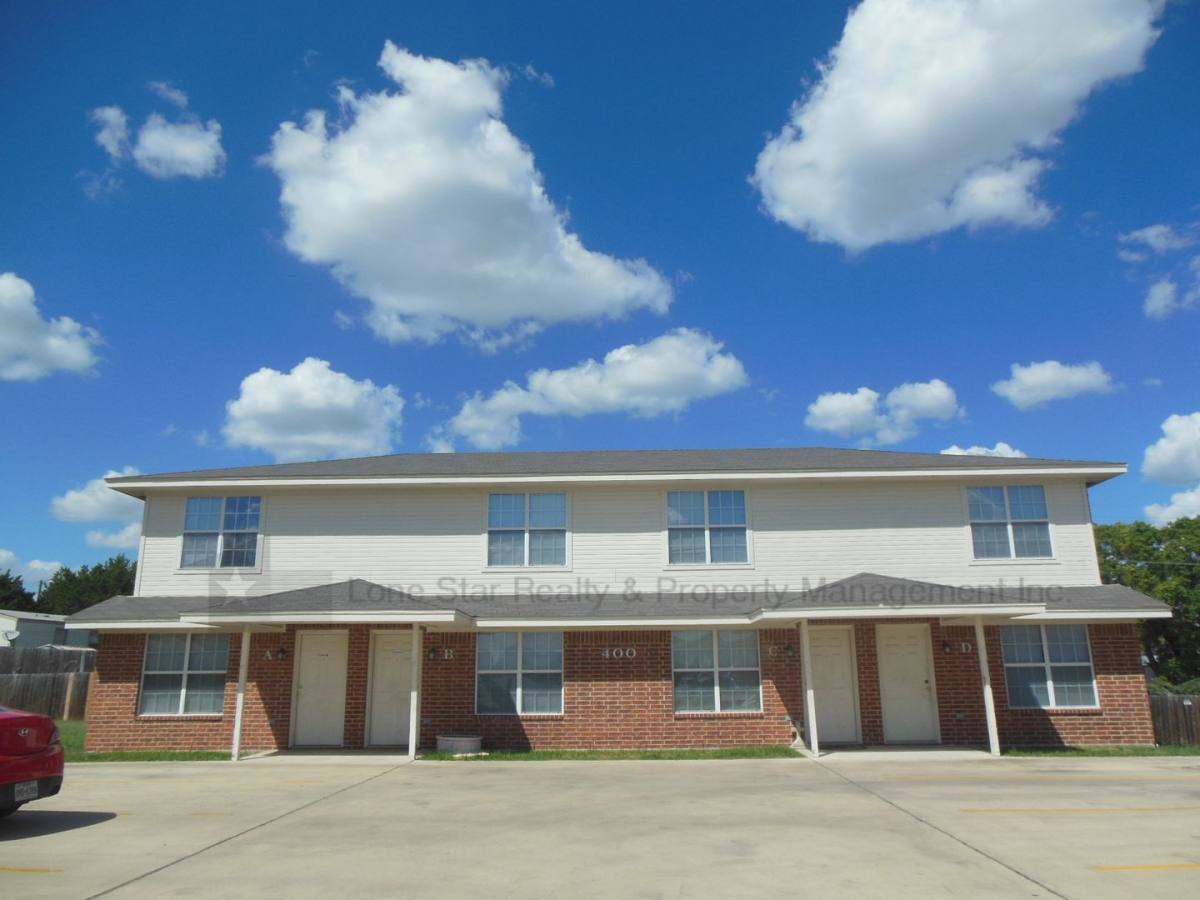 Townhouse for rent at 400 Brittney Way, Harker Heights, TX 76548