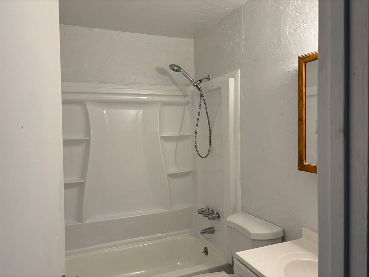 Apartment for rent at 22 S Lake Dr, Antioch, CA 94509
