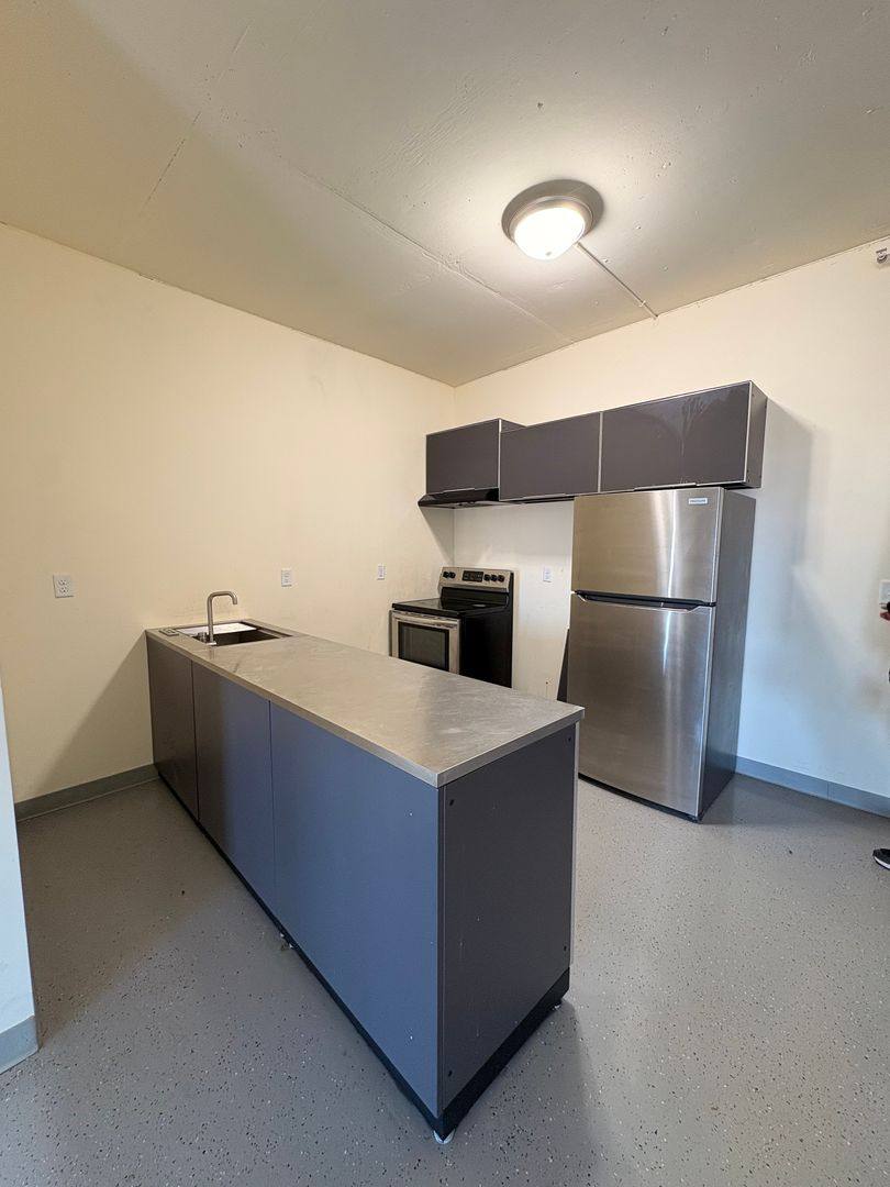 Apartment for rent at 200 W Lake St, Minneapolis, MN 55408