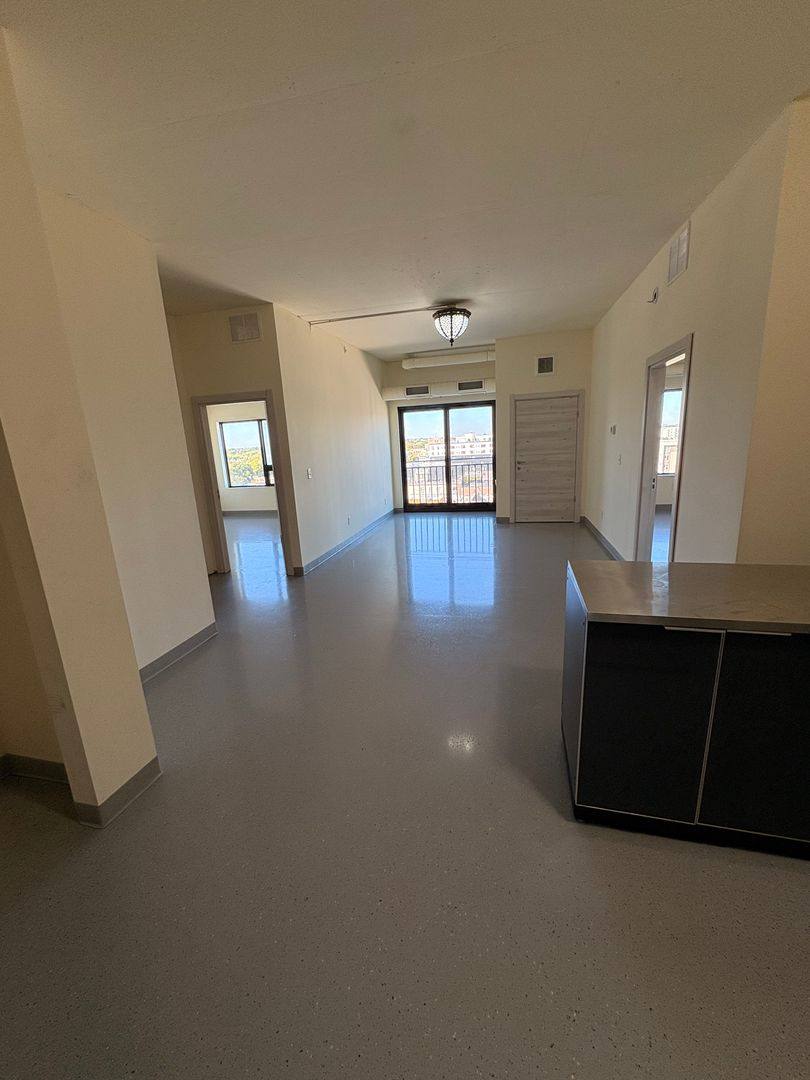 Apartment for rent at 200 W Lake St, Minneapolis, MN 55408
