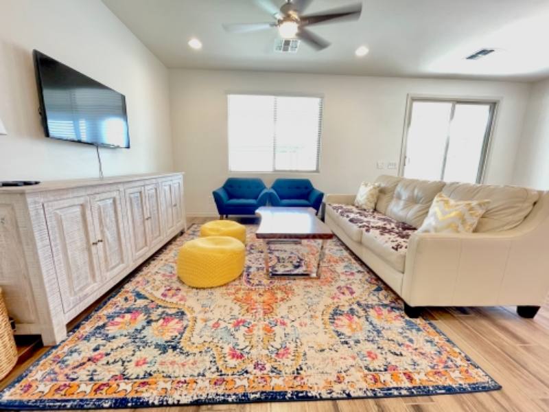 House for rent at 2437 E Alta Vista Rd, Phoenix, AZ 85042