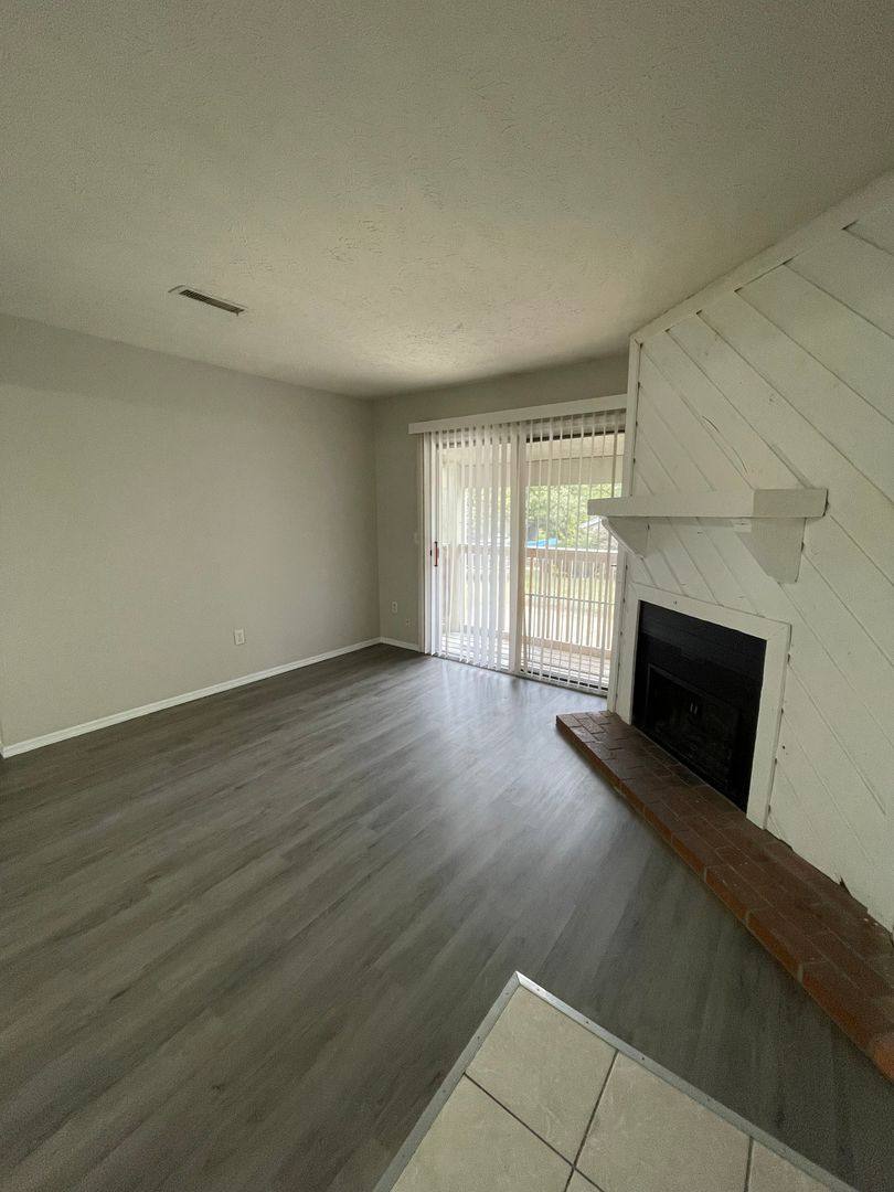 Apartment for rent at 10 Ironwood Court, Lafayette, IN 47905