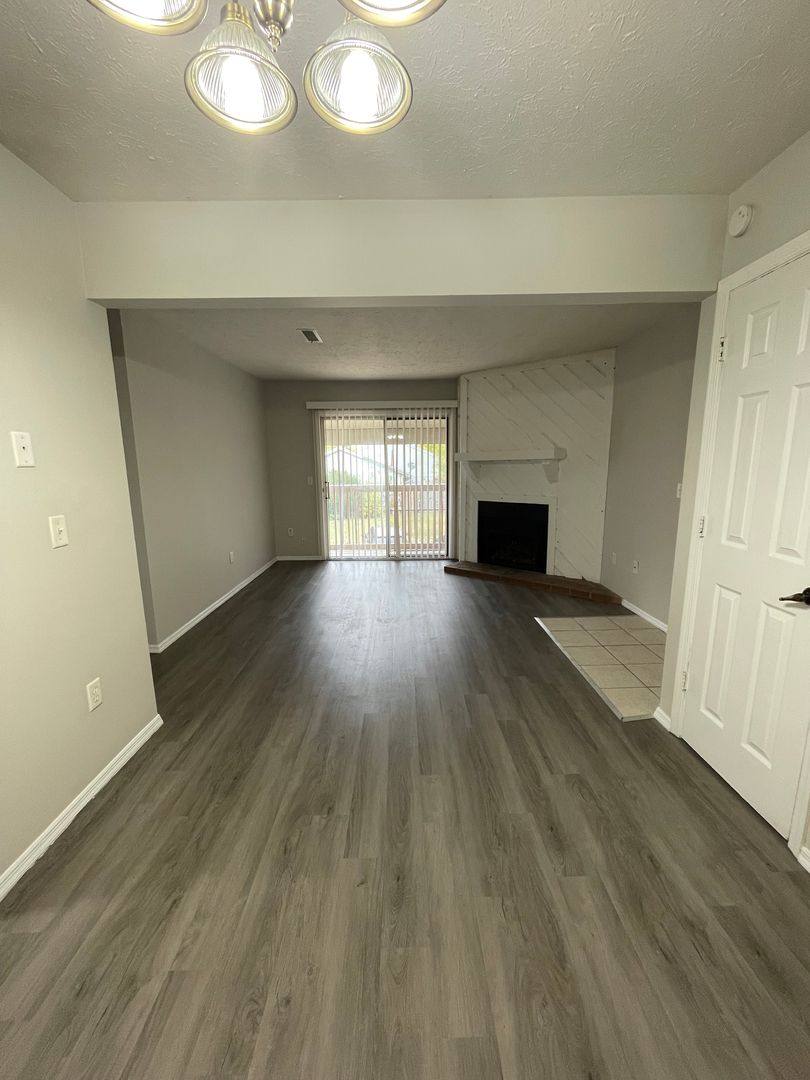 Apartment for rent at 10 Ironwood Court, Lafayette, IN 47905