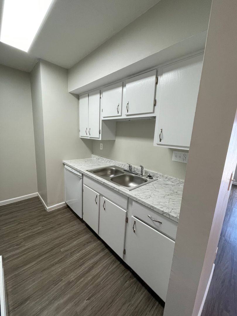 Apartment for rent at 10 Ironwood Court, Lafayette, IN 47905