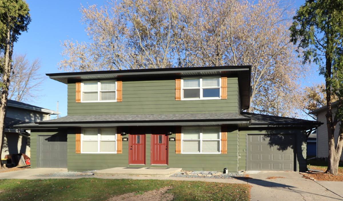 800 N Hawthorne Dr, Appleton, WI 54915