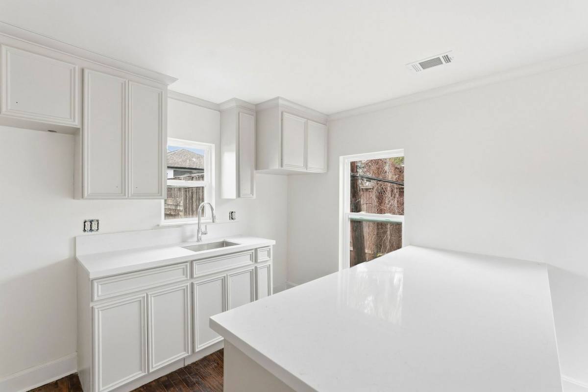 Apartment for rent at 612 W Alabama #1 2, Houston, TX 77007
