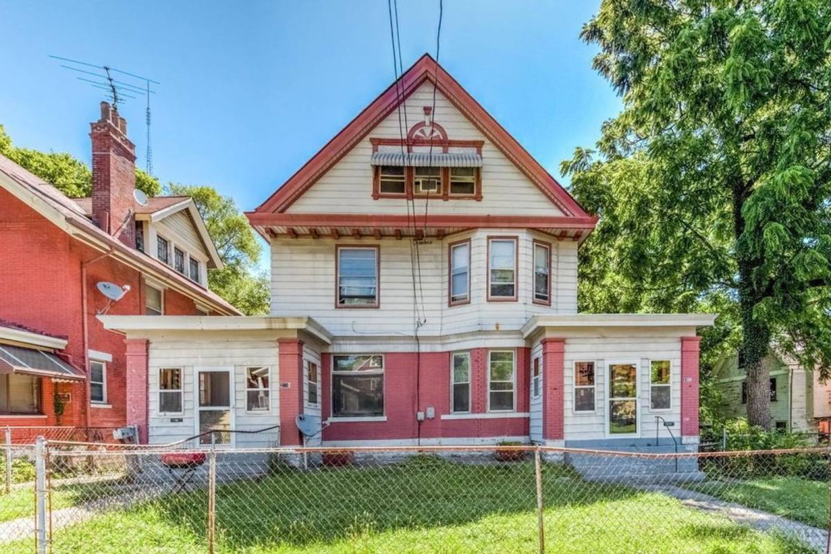 Apartment for rent at 2308 Highland Ave #3, Cincinnati, OH 45219