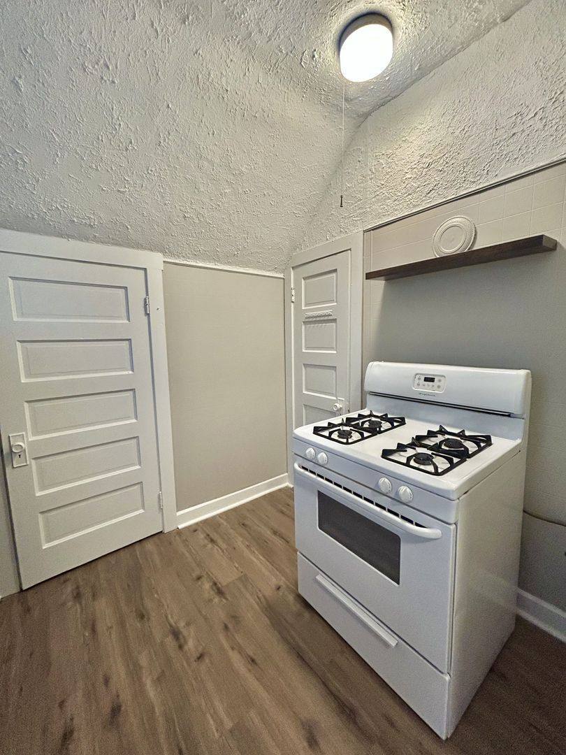 Apartment for rent at 2308 Highland Ave #3, Cincinnati, OH 45219