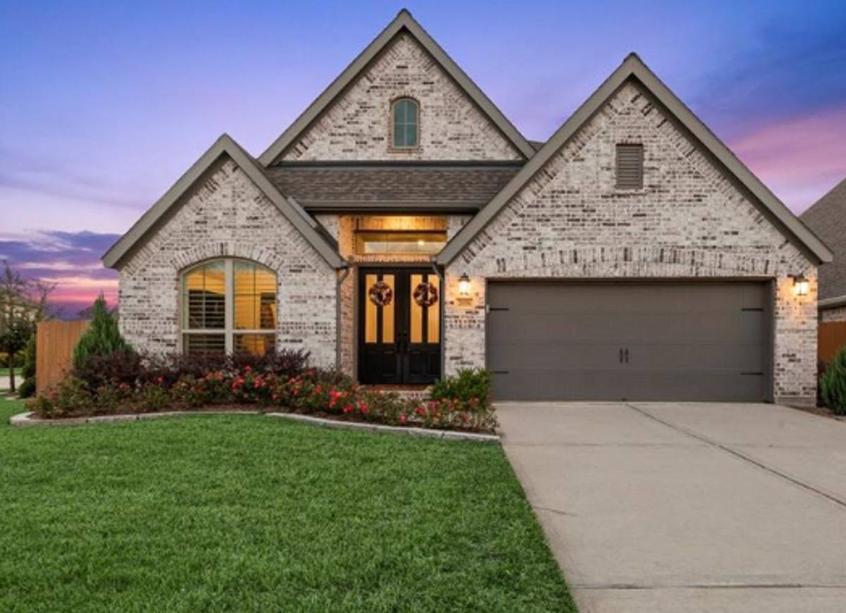 House for rent at 28196 Knight Peak Dr, Spring, TX 77386