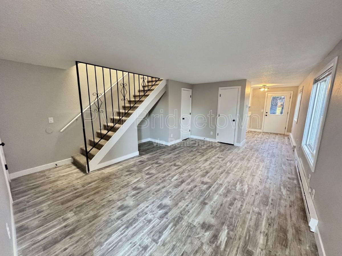 House for rent at 4090 N Attu St, Portland, OR 97203