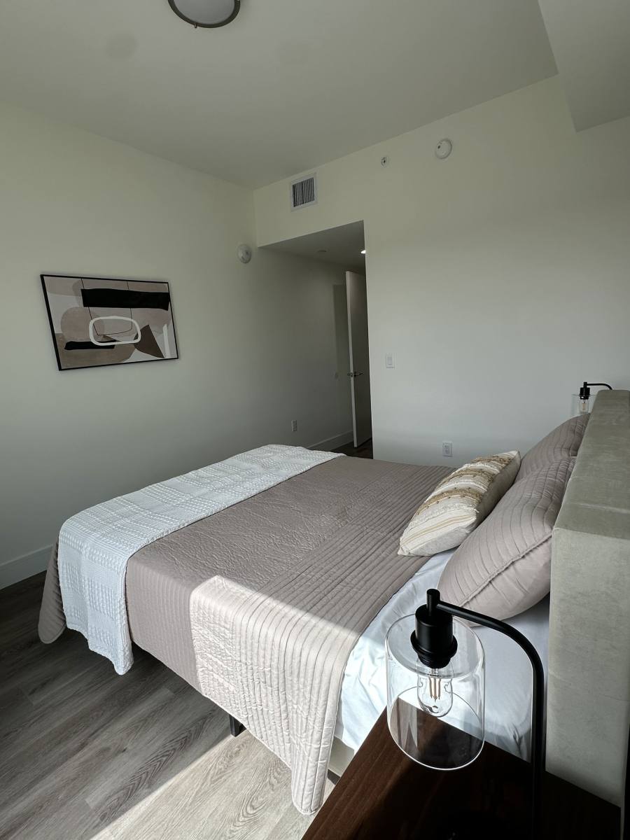 Apartment for rent at 3801 N Dixie Highway, Fort Lauderdale, FL 33334